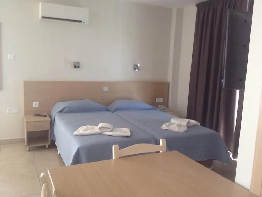 Christabelle Hotel Apartments Ayia Napa 3*,