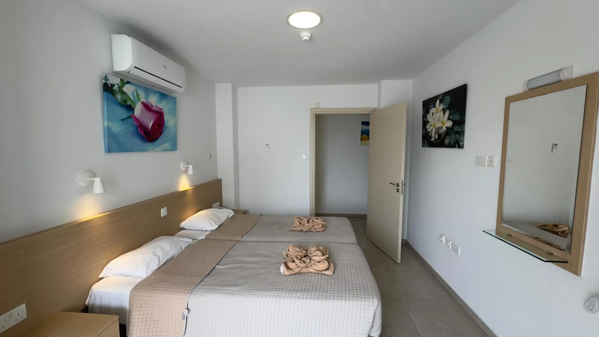 Christabelle Hotel Apartments Ayia Napa 3*,