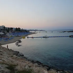 *** Appart hôtel Astreas Chypre